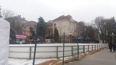 Стало відомо, коли у Тернополі запрацює ковзанка