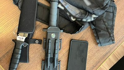 Вів пряму трансляцію: учень хотів влаштувати криваву різанину у школі