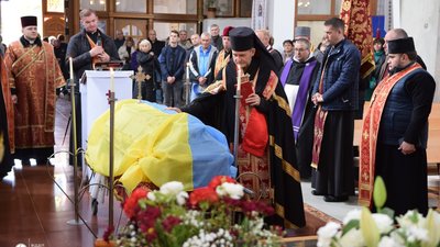 У Чорткові попрощалися із двома загиблими на війні Героями. ФОТО