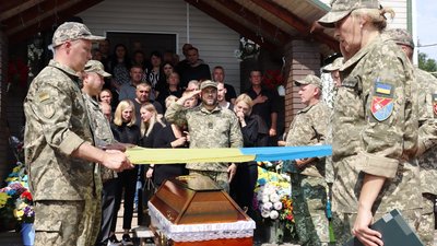 Залужний розповів, скільки українських захисників загинуло у війні з російськими окупантами