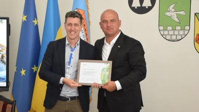 У Чорткові на одній із вулиць капітально відремонтують освітлення