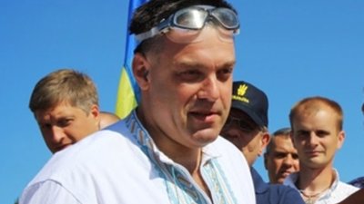 "Свобода" програє вибори в Західній Україні