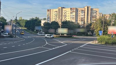 Біля "рогатки" обмежать рух транспорту