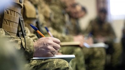 Суд виніс вирок працівнику ТЦК, який не склав протоколи на ухилянтів