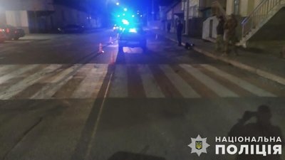 Водій автомобіля збив двох жінок на пішохідному переході