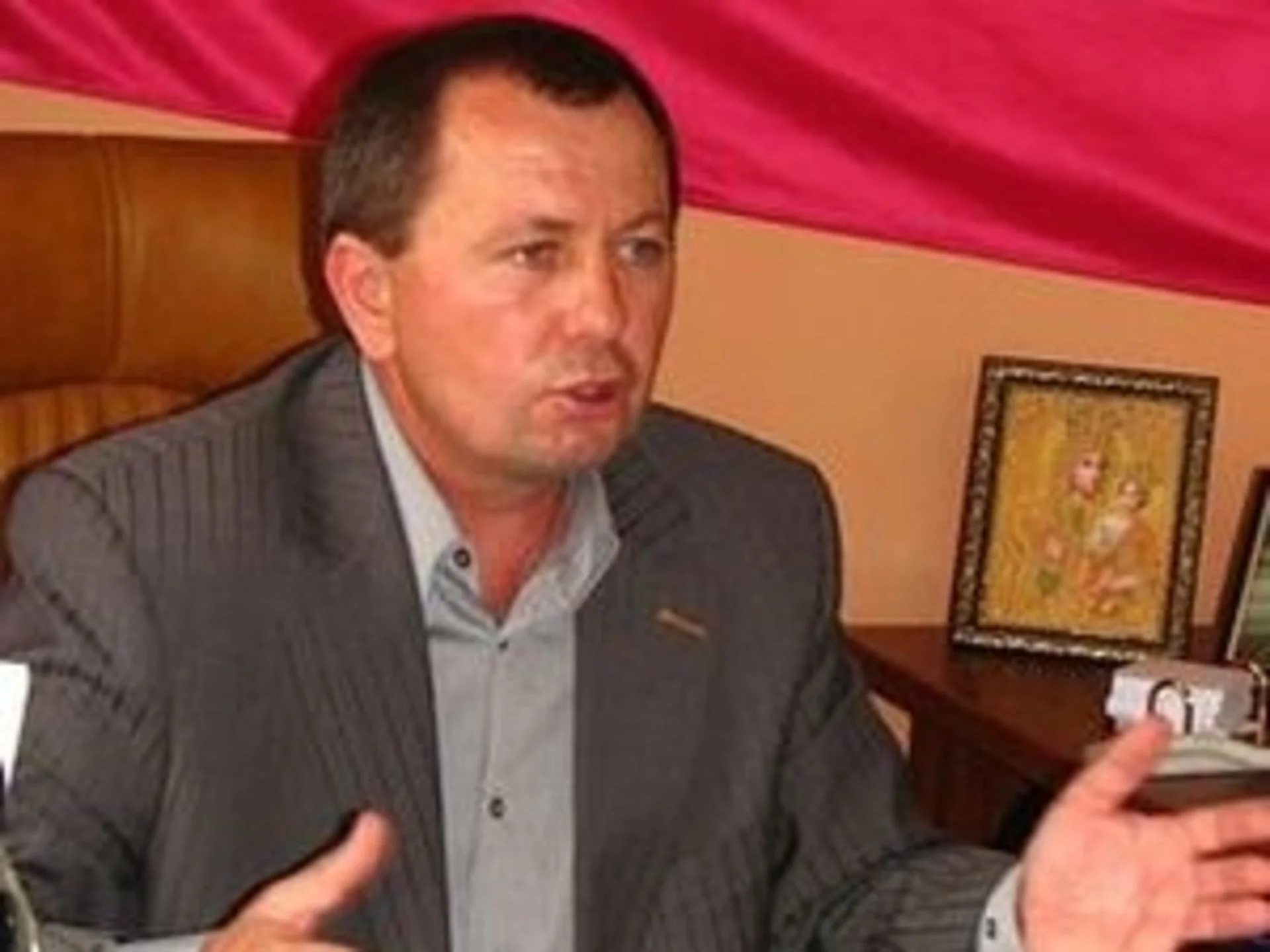 Родичі Деревляного окупували Верховну Раду