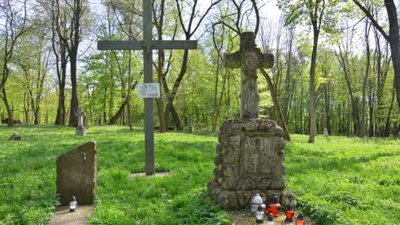 Стало відомо, коли і де перепоховають останки поляків, які ексгумували на Тернопільщині