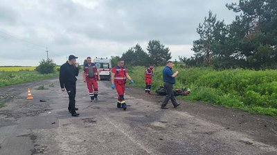 Мотоцикл влетів у молоковоз: на Тернопільщині загинули двоє чоловіків. ФОТО