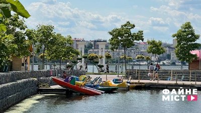 Катамарани, кулі, теплохід: скільки коштують розваги на тернопільському ставі