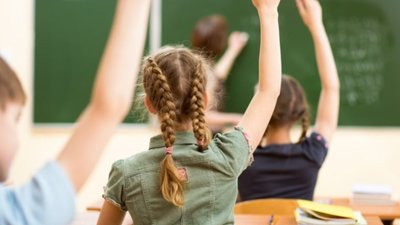 Обдаровані школярі Тернополя будуть отримувати підвищені іменні стипендії