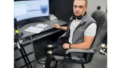 "Для дітей я - як робокоп": захисник з Тернополя, котрий втратив на війні ноги, працює у поліції. ФОТО