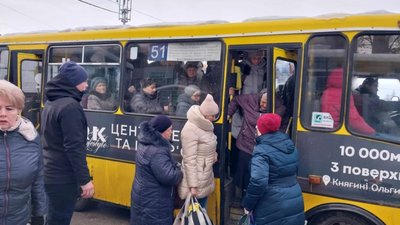 У Івано-Франківську та Чернівцях різко підняли ціни на проїзд у громадському транспорті