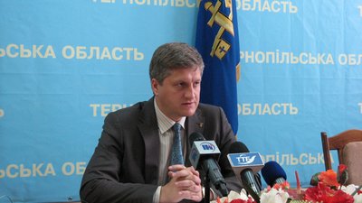 Порошенко звільнив Сиротюка