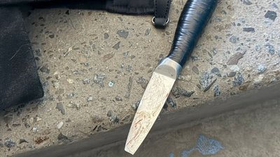 До крові: тернопільські школярки з'ясовували стосунки за допомогою ножа