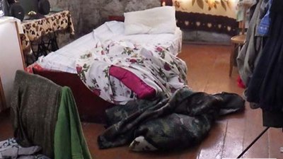 Задушив матір і сам викликав поліцію: психічно хворого вбивцю помістять у лікарню із суворим наглядом