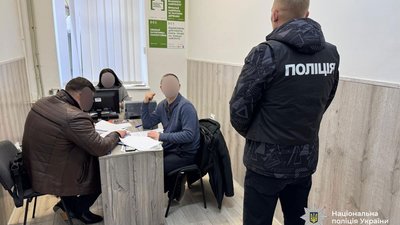 Завозили автомобілі нібито для ЗСУ, а потім продавали: будуть судити ділків