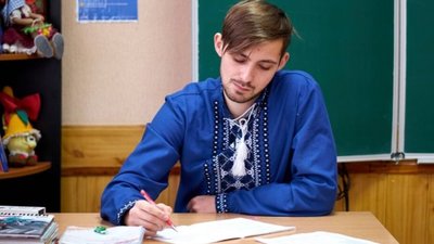 Вчителі не можуть оформити відстрочку у "Резерв+": куди бігти і що робити?