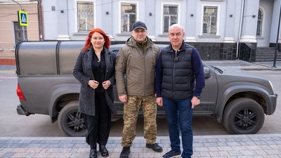 Повнопривідний пікап Isuzu для бійців 101-ї ОБрТрО: Сергій Надал