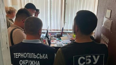 У тернопільській лікарні викрили організовану групу медиків, які заробляли статки на ухилянтах
