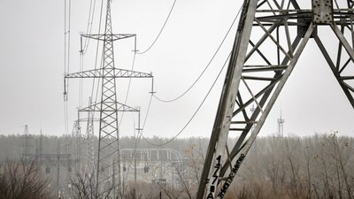 Чому одні області живуть за суворими графіками, а інші постійно зі світлом