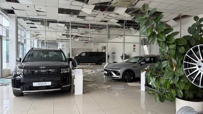 "Автосалону нема, автомобілів нема", - тернопільським підприємцям завдано шалених збитків