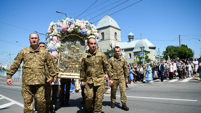 Сьогодні відзначають свято Тернопільської ікони Божої Матері: літургію очолив Глава ПЦУ Епіфаній. ФОТО