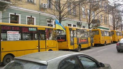 Біля міськради знову буде пікет перевізників?