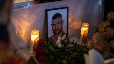 Троє дітей залишилися без батька: у Тернополі попрощалися із загиблим Героєм. ФОТО