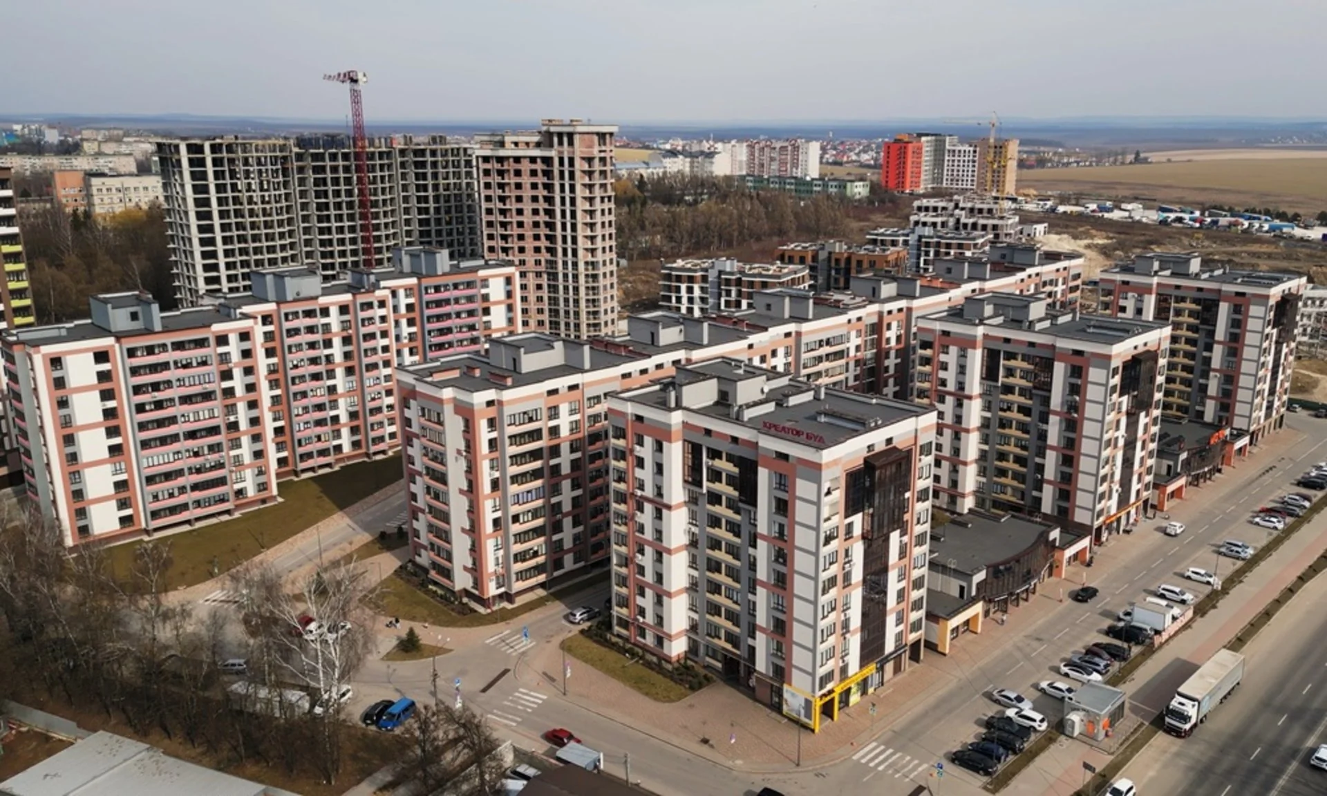 Що відбувається у Варшавському мікрорайоні Тернополя у березні 2025