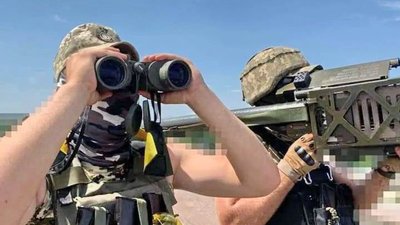Пів року водять за ніс: тернополянка ще влітку придбала біноклі для ЗСУ і досі їх не отримала