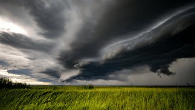 Холодний атмосферний фронт насувається на Тернопільщину