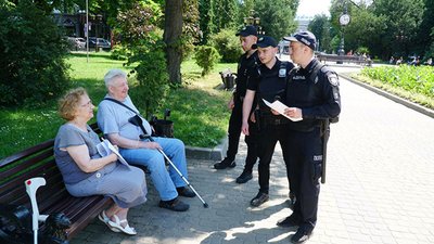 Будуть перевіряти укриття і спілкуватися з громадянами: на вулиці Тернополя виходять додаткові патрулі. ФОТО