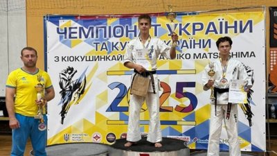 Тернопільські каратисти вибороли призові місця на всеукраїнських змаганнях