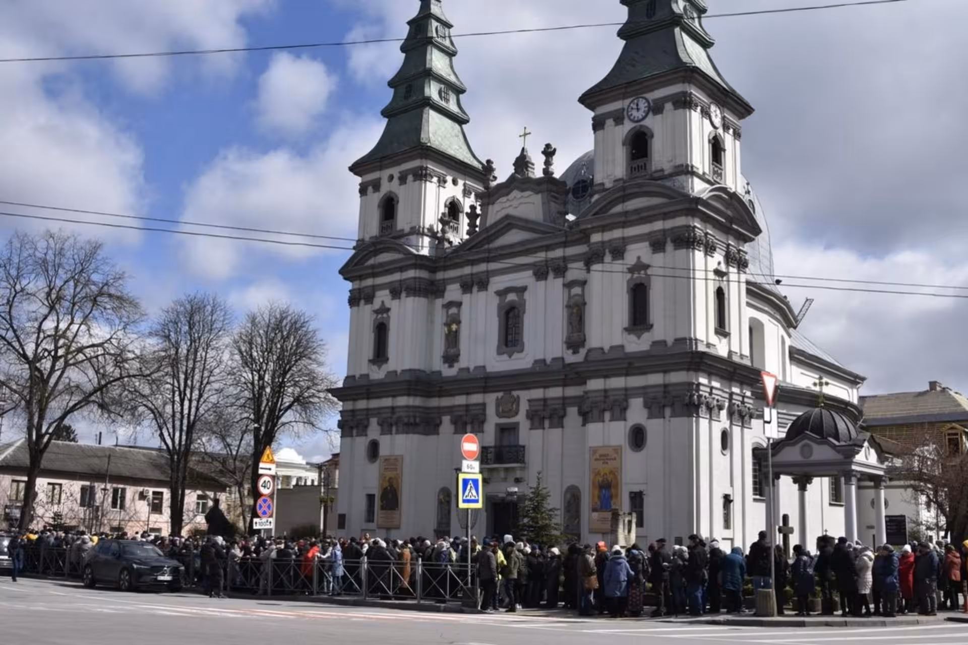 На Великдень в області будуть посилено стежити за громадським порядком