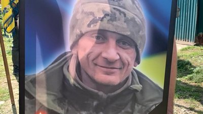 Півтора року надій і сподівань: попрощалися із Героєм, котрий загинув під Бахмутом. ФОТО