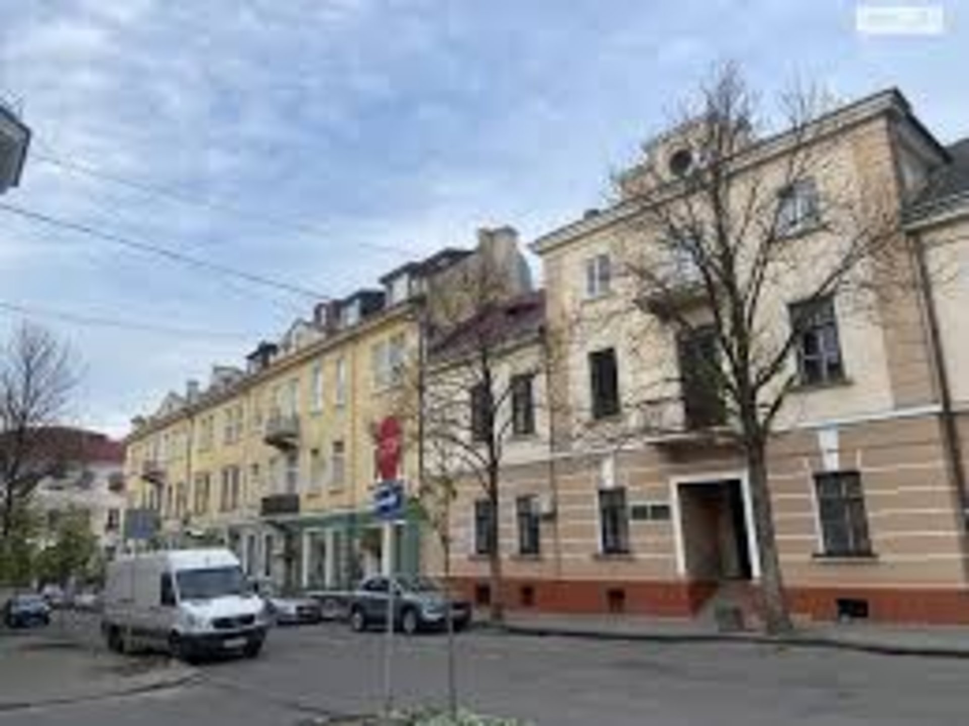 З понеділка заборонено паркуватися на вулиці в центрі Тернополя