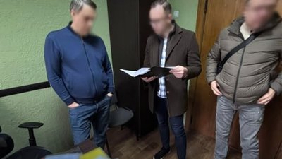 Нове резонансне затримання: 30 тисяч доларів для екс-нардепа і його спільника