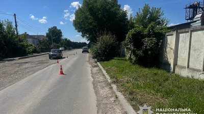 Посперечалася з водієм і відчинила двері: на Тернопільщині жінка випала з буса
