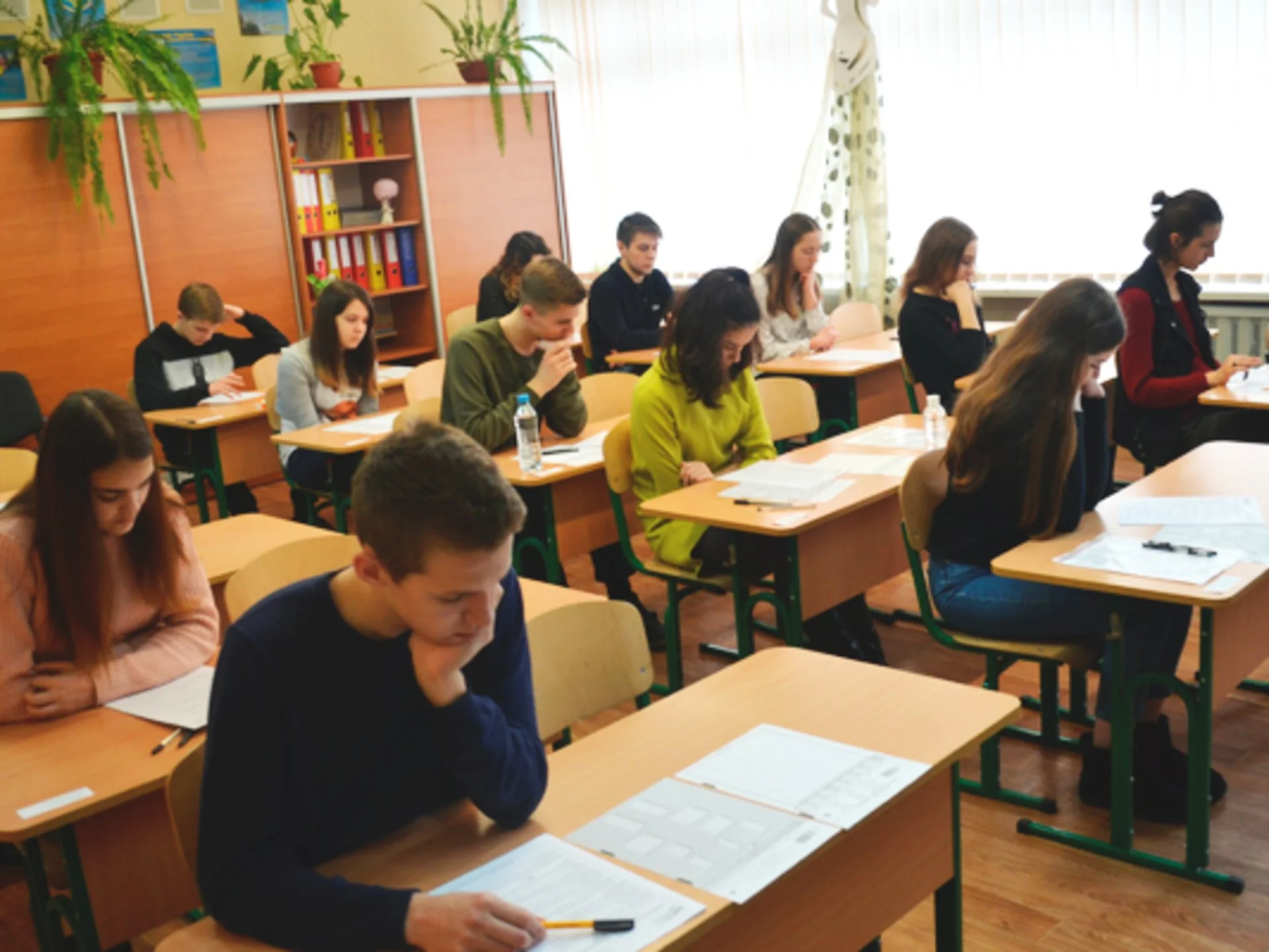 Випускникам Тернопільщини, які отримають на ЗНО найвищі бали, дадуть по 20000 гривень премії