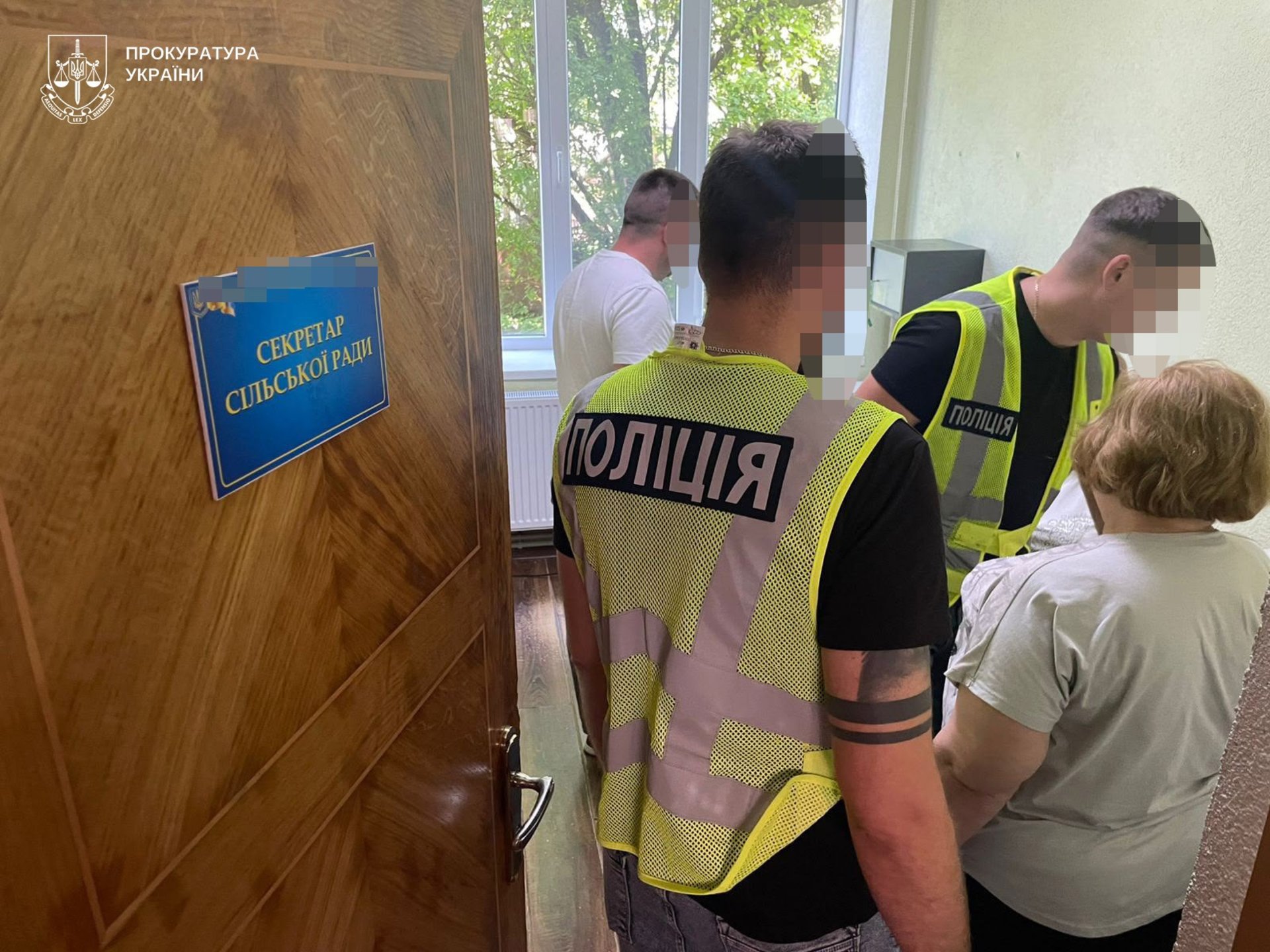 На відстрочці хотіли заробити в ЦНАПі на Чортківщині