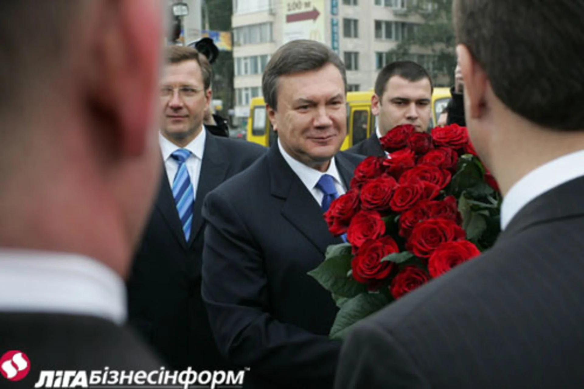Бандерівська міська влада «зірвала» зібрання проти Януковича?