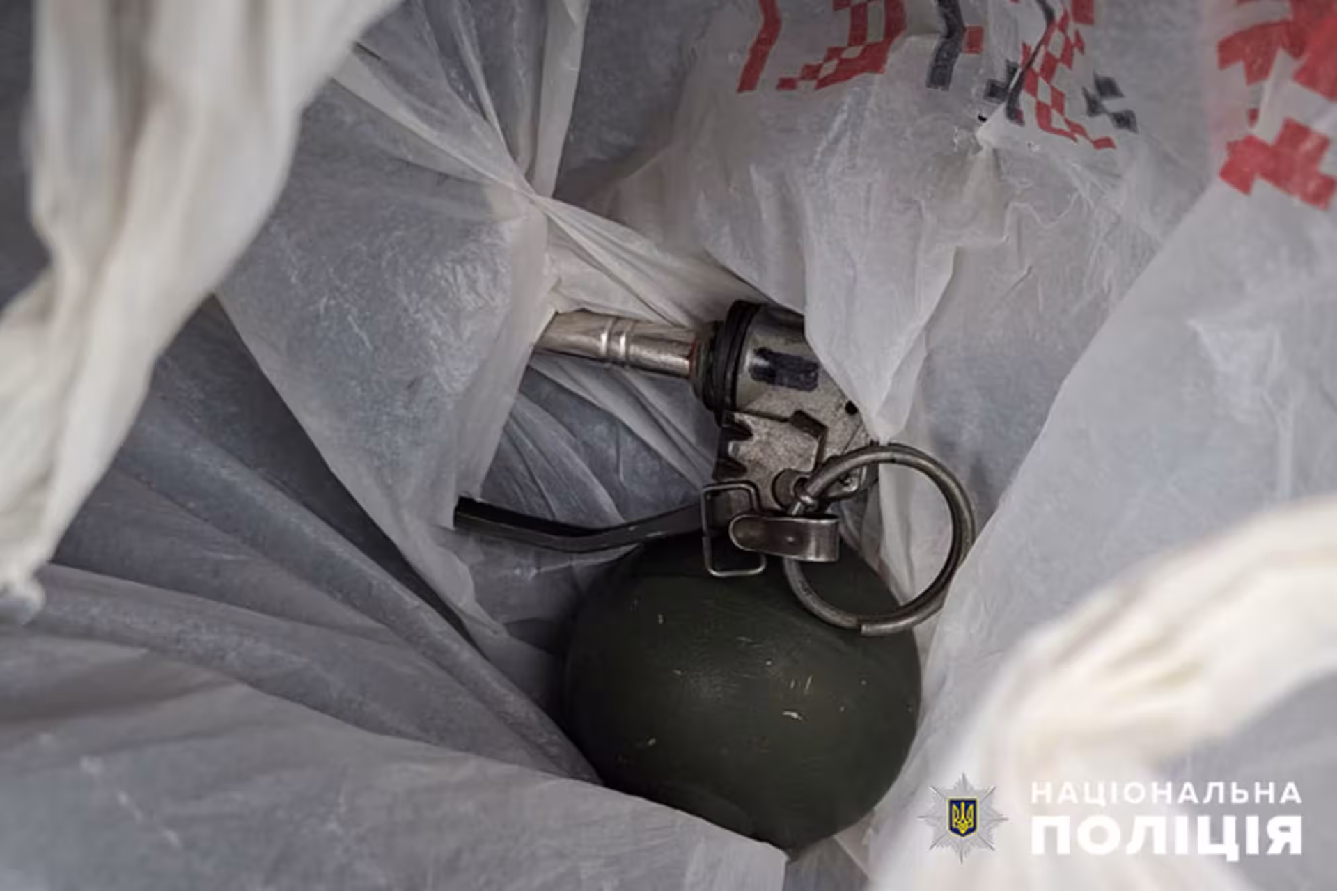Чоловіків з гранатами зупинили на Тернопільщині. ФОТО