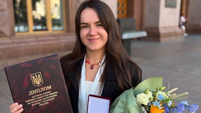 Відома співачка з Тернопільщини отримала премію Кабінету міністрів: кошти перерахувала на дрони