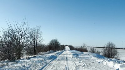 Хто відповідає за розчищення від снігу на дорогах місцевого значення у Тернопільській області