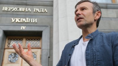 Здався без бою: Вакарчук розчарував 20% виборців Галичини