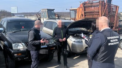 На Тернопільщині затримали ще одного псевдоволонтера
