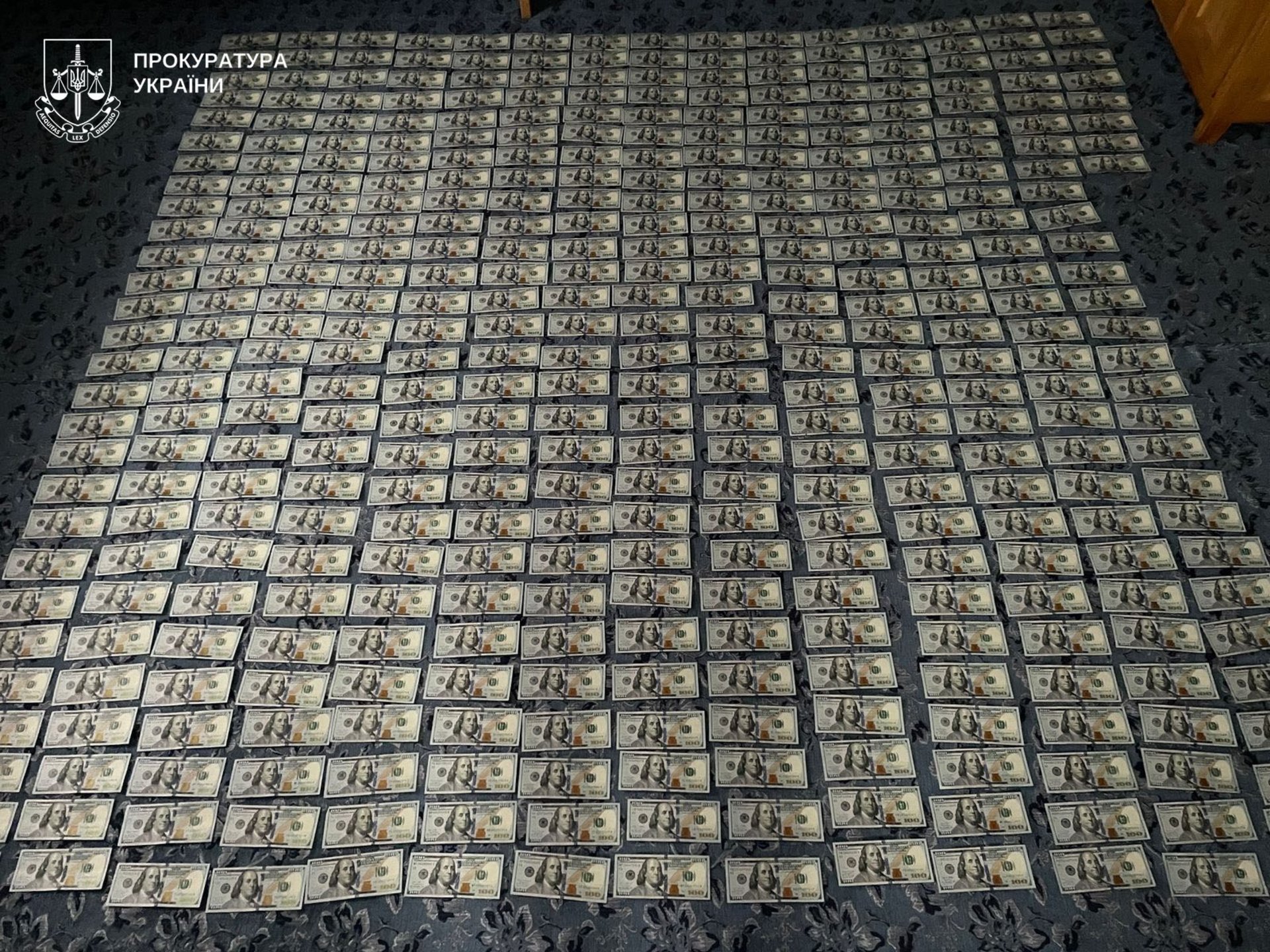 У Тернополі поліція накрила нарколабораторія з промисловими запасами заборонених речовие