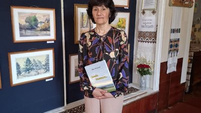 У Борщові відкрили виставку аквареліста і поета Івана Лесіцького