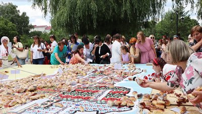 Тернопільську область виклали... пиріжками. ФОТО