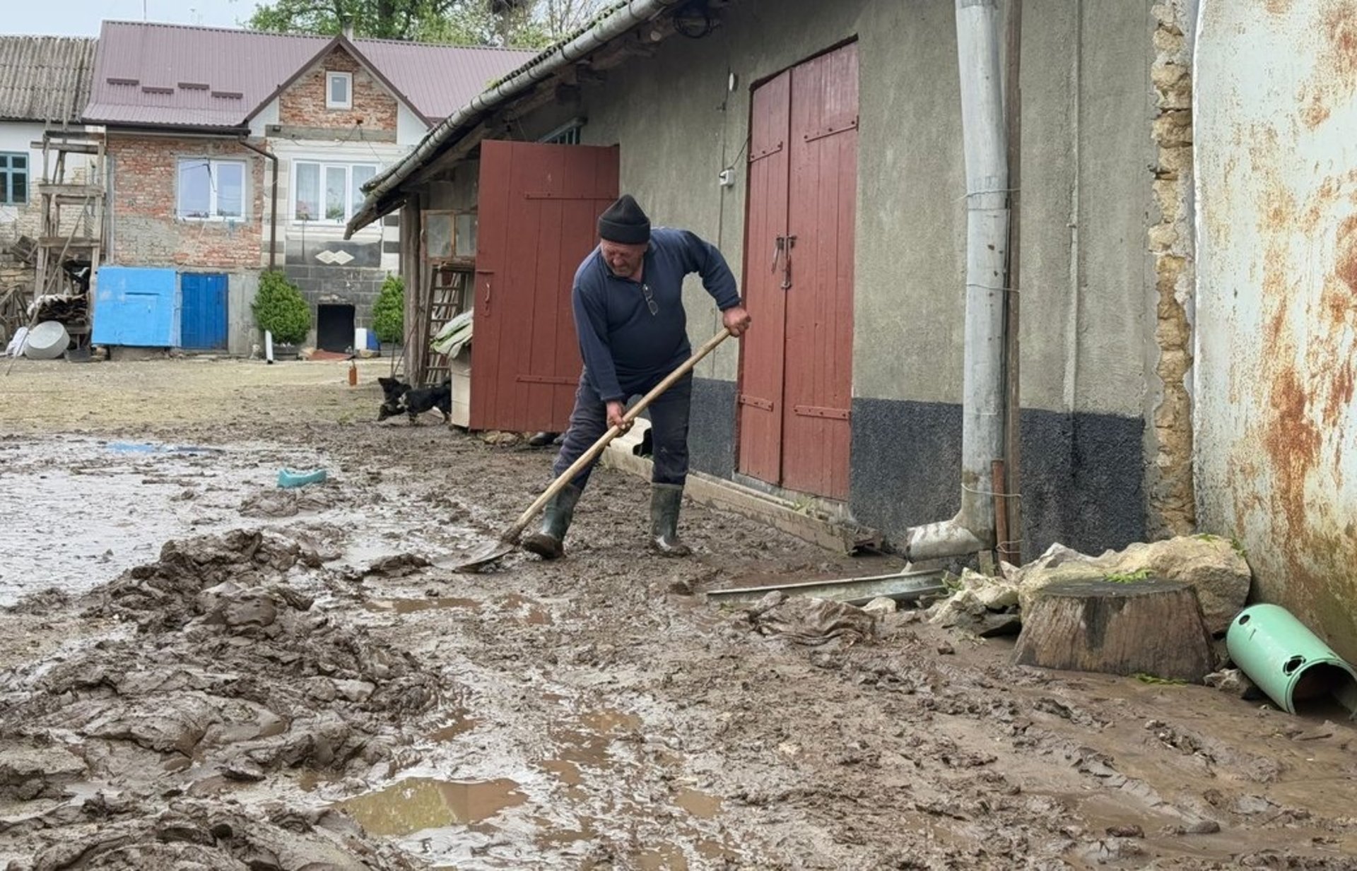 "Стіна води йшла. То була біда чорна", - мешканці Тернопільщини оговтуються від стихії. ВІДЕО